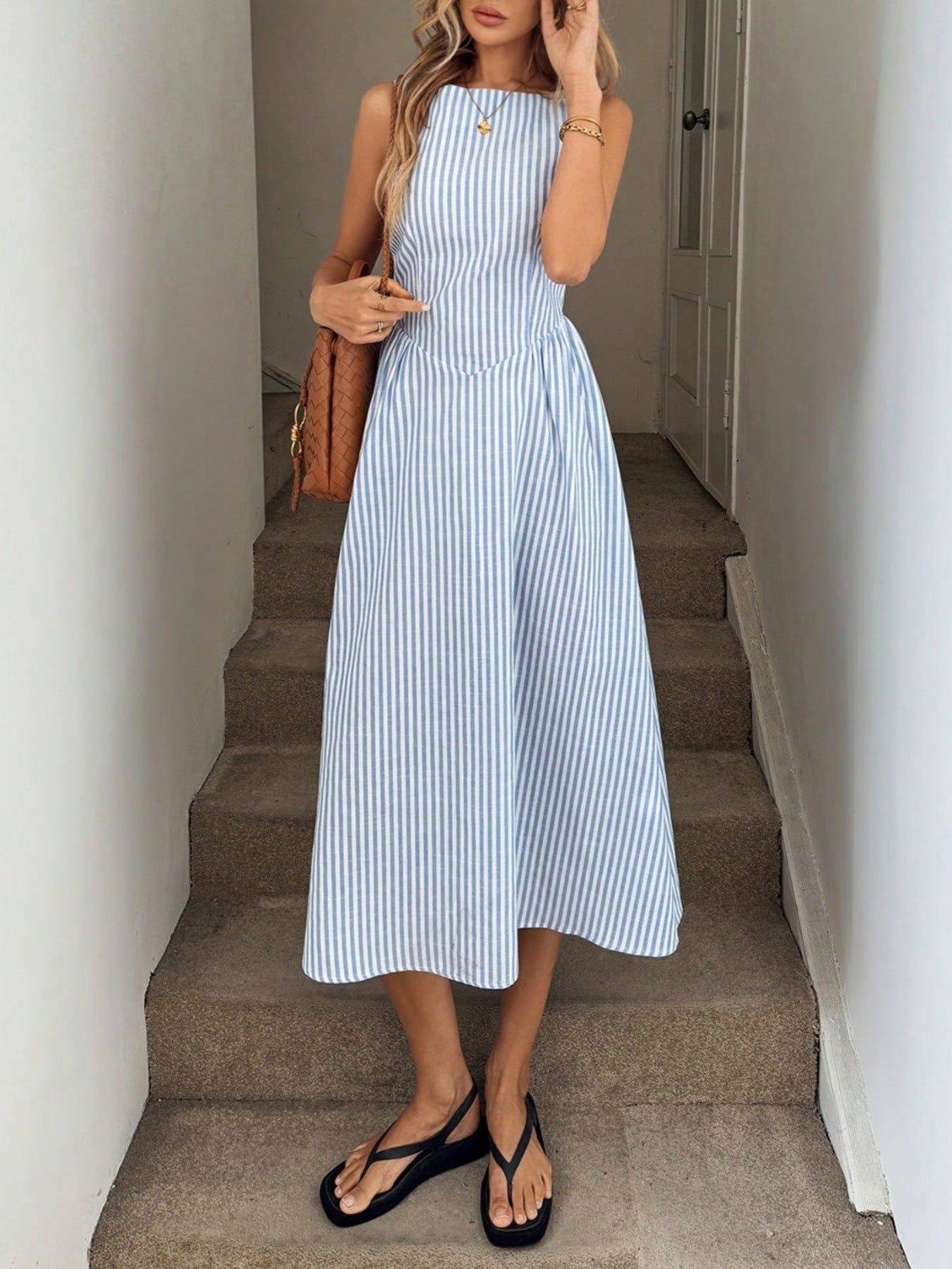 Casual Sleeveless Pocket Dress
